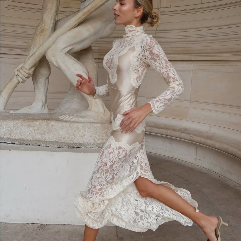 Paco Rabanne Cream Lace Maxi Dress - Picture 3 of 10